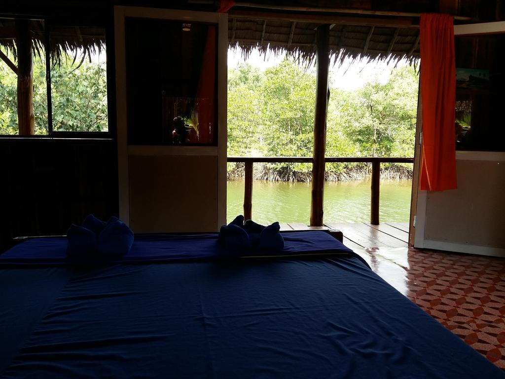 Mangroves & More @ Cambodia Sihanoukville Luaran gambar