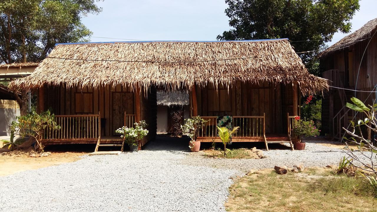Mangroves & More @ Cambodia Sihanoukville Luaran gambar